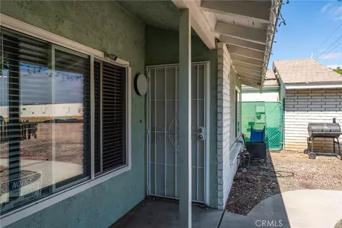 385 E Stetson, Hemet, CA 92543 photo 5