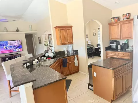17443 Walnut, Hesperia, CA 92345 photo 8