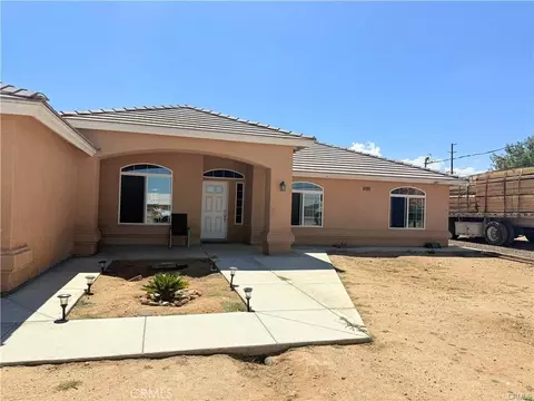 17443 Walnut, Hesperia, CA 92345 photo 3
