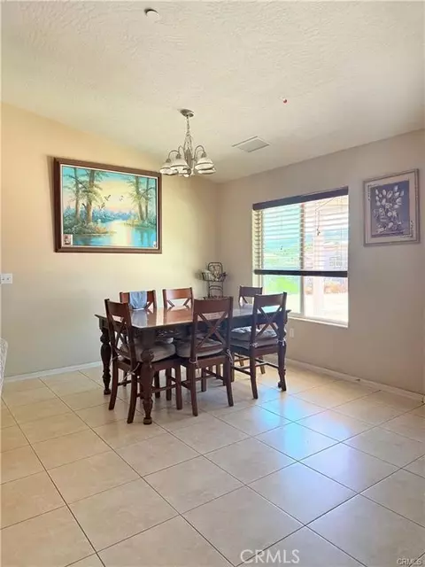 17443 Walnut, Hesperia, CA 92345 photo 6