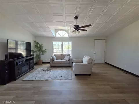 1338 Madrid Pl, Pinon Hills, CA 92372