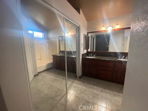 11720 Malagon Dr, Fontana, CA 92337 photo 24