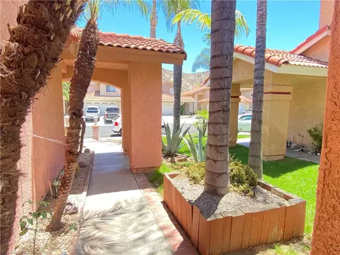 11720 Malagon Dr, Fontana, CA 92337 photo 2
