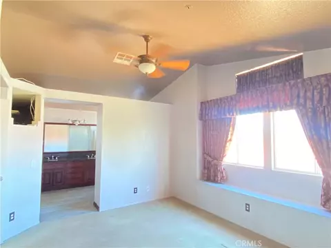 11720 Malagon Dr, Fontana, CA 92337 photo 15