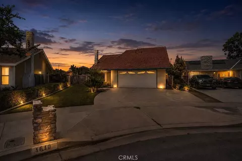 1610 S Joane Way, Santa Ana, CA 92704