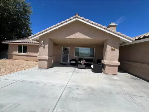 9220 Jacaranda, Hesperia, CA 92345 photo 6