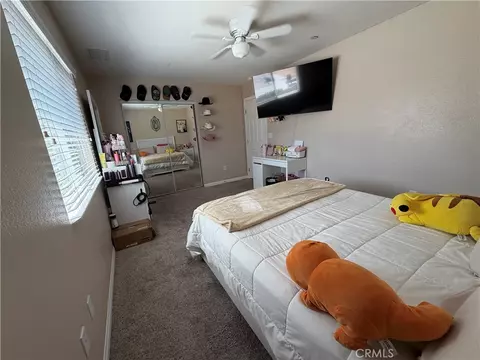 9220 Jacaranda, Hesperia, CA 92345 photo 6