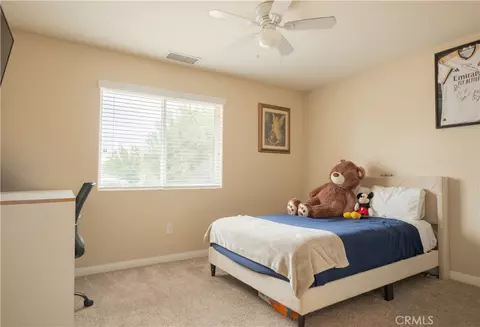 Bedroom - 9220 Jacaranda, Hesperia, CA 92345 photo 3 of 5
