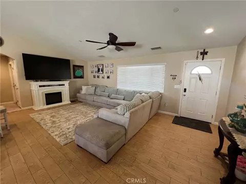 9220 Jacaranda, Hesperia, CA 92345 photo 9
