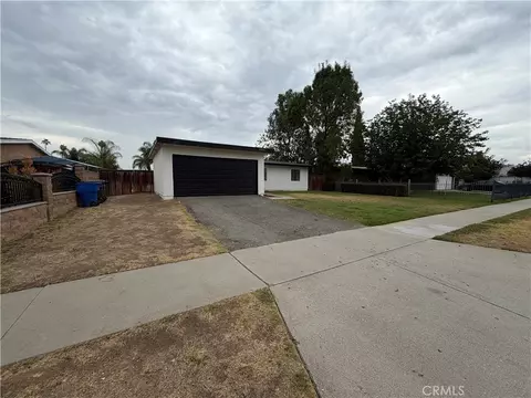 Exterior - 7335 Lydia Ave, Riverside, CA 92504 photo 2 of 9