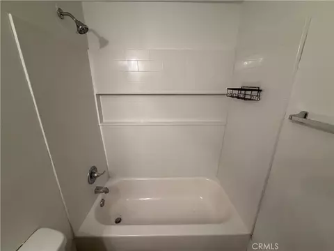 Bath - 7335 Lydia Ave, Riverside, CA 92504 photo 2 of 4