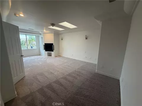 Living - 117 Evergreen Pl, Perris, CA 92571 photo 6 of 6