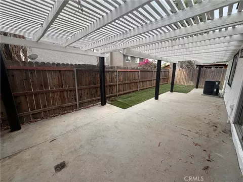 Exterior - 117 Evergreen Pl, Perris, CA 92571 photo 5 of 6