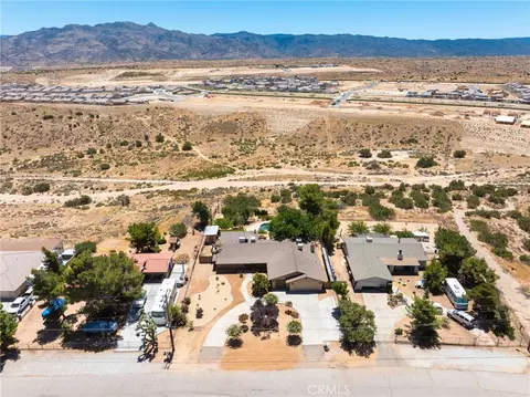 View/Area - 17345 Vista St, Hesperia, CA 92345 photo 10 of 13