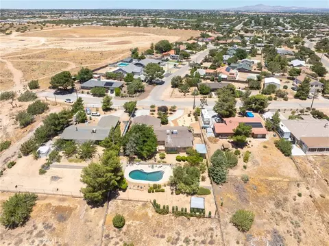 View/Area - 17345 Vista St, Hesperia, CA 92345 photo 7 of 13