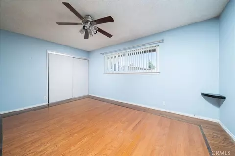 Bedroom - 17345 Vista St, Hesperia, CA 92345 photo 5 of 7