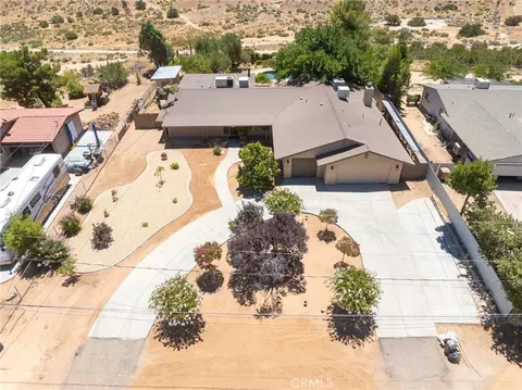 View/Area - 17345 Vista St, Hesperia, CA 92345 photo 1 of 13