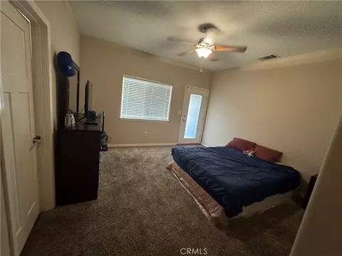 Bedroom - 21832 Thunderbird, Apple Valley, CA 92307 photo 2 of 4