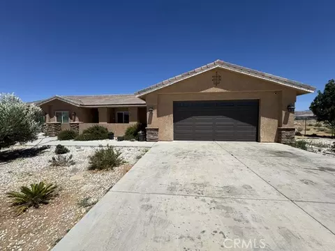 21832 Thunderbird, Apple Valley, CA 92307 photo 2
