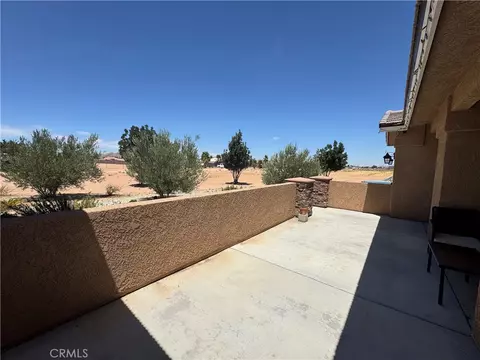 Exterior - 21832 Thunderbird, Apple Valley, CA 92307 photo 4 of 7