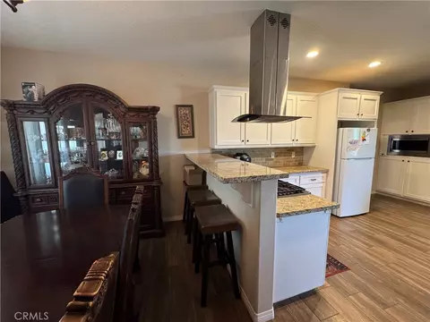 Kitchen - 21832 Thunderbird, Apple Valley, CA 92307 photo 2 of 6