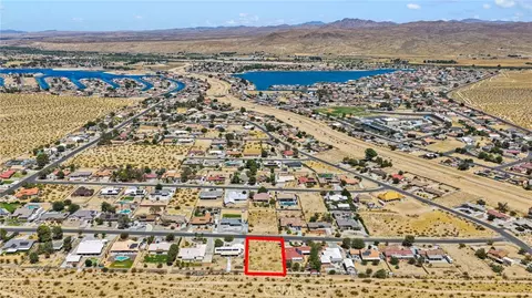 26708 Hitching Post Ln, Helendale, CA 92342 photo 9