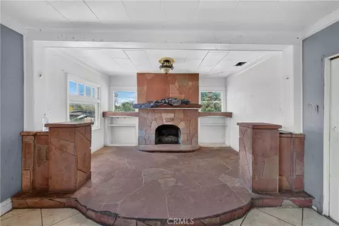 Living - 5145 Mitchell, Riverside, CA 92505 photo 6 of 8