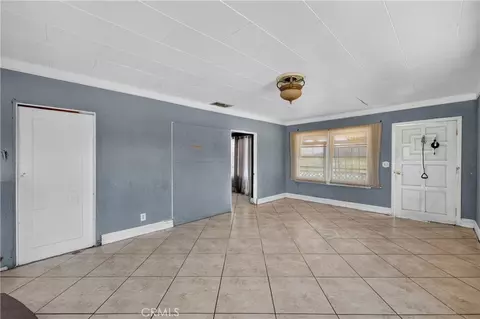 Living - 5145 Mitchell, Riverside, CA 92505 photo 7 of 8