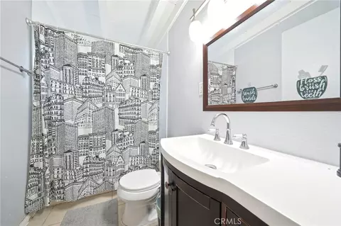 Bath - 3510 Mckenzie, Riverside, CA 92503 photo 3 of 3