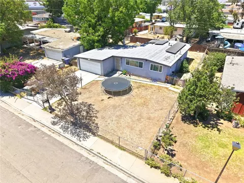 View/Area - 3510 Mckenzie, Riverside, CA 92503 photo 2 of 8