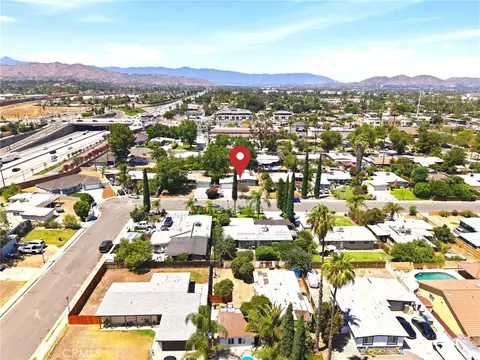 View/Area - 3510 Mckenzie, Riverside, CA 92503 photo 6 of 8