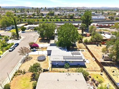 View/Area - 3510 Mckenzie, Riverside, CA 92503 photo 5 of 8