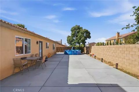 Exterior - 14513 Palm St, Adelanto, CA 92301 photo 5 of 6