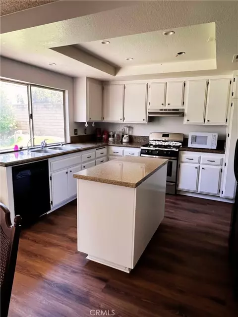 2391 Mangular Ave, Corona, CA 92882 photo 9