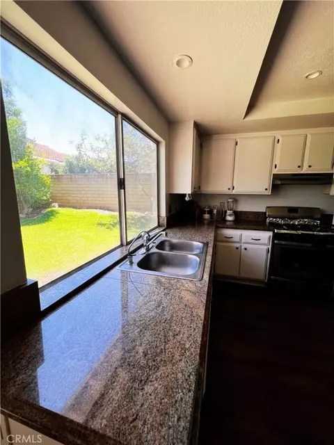 Kitchen - 2391 Mangular Ave, Corona, CA 92882 photo 2 of 2