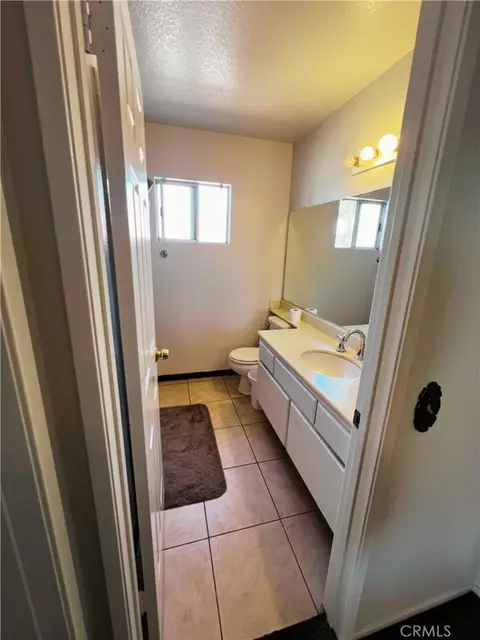 Bath - 2391 Mangular Ave, Corona, CA 92882 photo 2 of 3