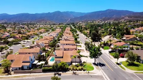View/Area - 2391 Mangular Ave, Corona, CA 92882 photo 3 of 4