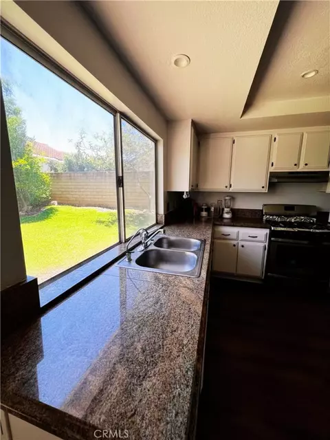 Kitchen - 2391 Mangular Ave, Corona, CA 92882 photo 2 of 2