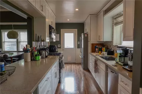 Entry Way - 665 E Harvard, Ontario, CA 91764 photo 3 of 3