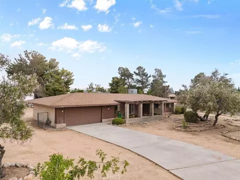 19801 Talihina, Apple Valley, CA 92307 photo 1
