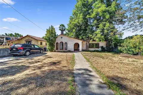 1050 Atchison, Pasadena, CA 91104 photo 2