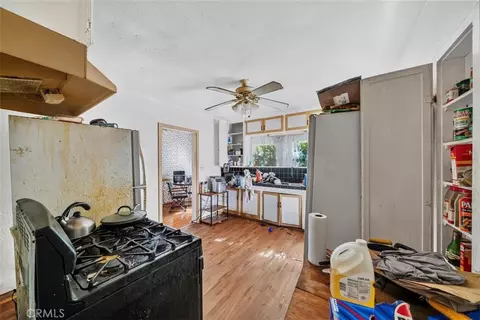 1050 Atchison, Pasadena, CA 91104 photo 9
