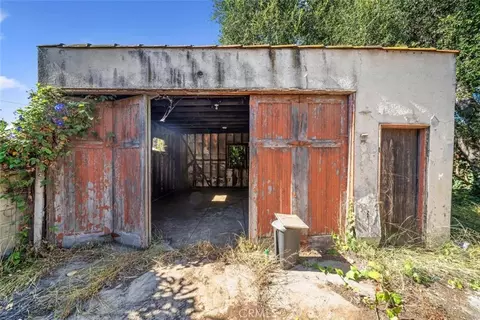 1050 Atchison, Pasadena, CA 91104 photo 24