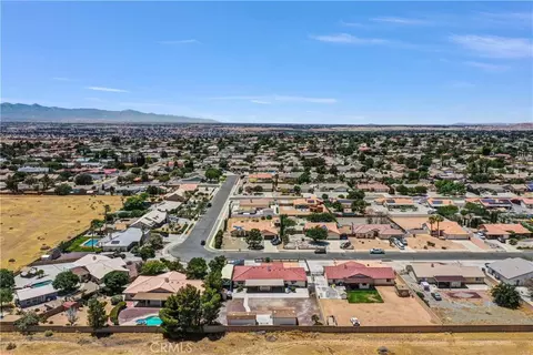 13931 Falling Leaf Rd, Apple Valley, CA 92307 photo 43