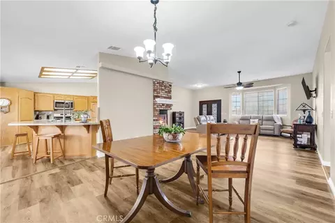 13931 Falling Leaf Rd, Apple Valley, CA 92307 photo 6