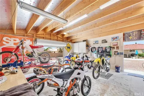 13931 Falling Leaf Rd, Apple Valley, CA 92307 photo 30
