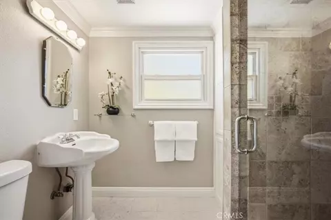 Bath - 808 E Lemon, Glendora, CA 91741 photo 2 of 2