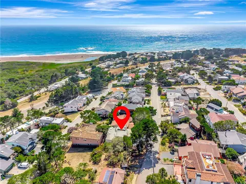 View/Area - 470 Wellington, Cambria, CA 93428 photo 7 of 10