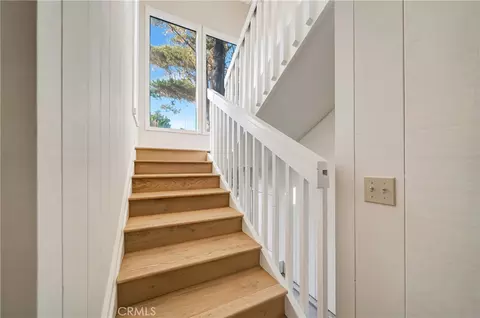 Entry Way - 470 Wellington, Cambria, CA 93428 photo 4 of 8