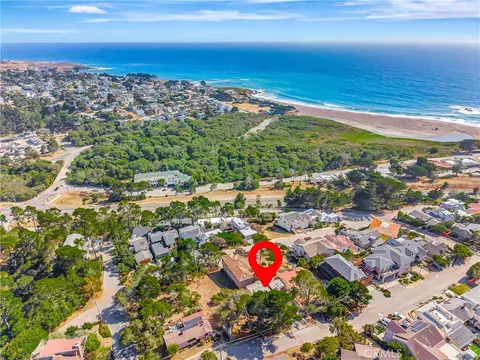 View/Area - 470 Wellington, Cambria, CA 93428 photo 5 of 10
